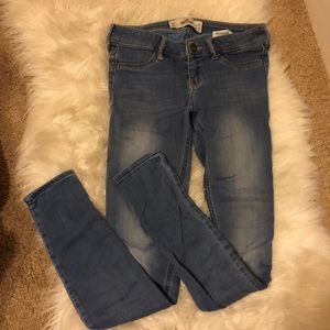 Hollister Light Wash Jeans